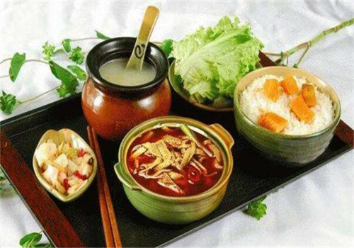 冠味瓦罐快餐