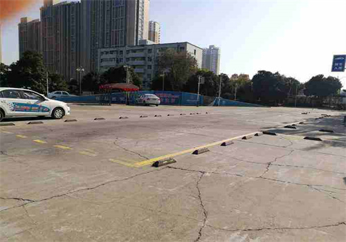強仔駕校加盟