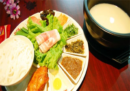 金橋緣過橋米線加盟