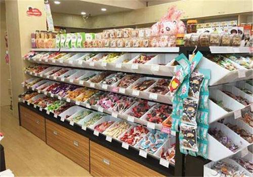 小嘴零食超市加盟
