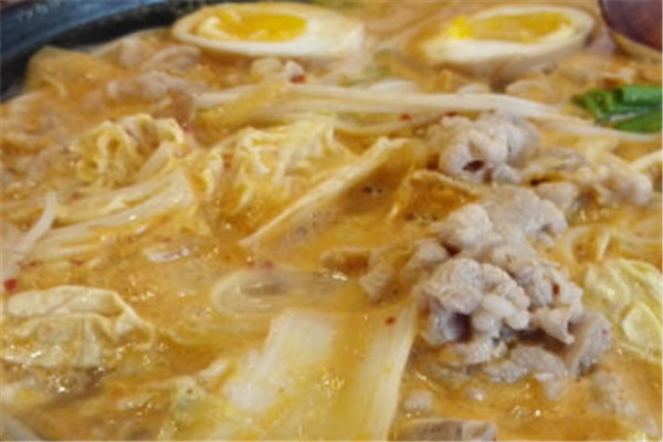 大胡子雞塊面