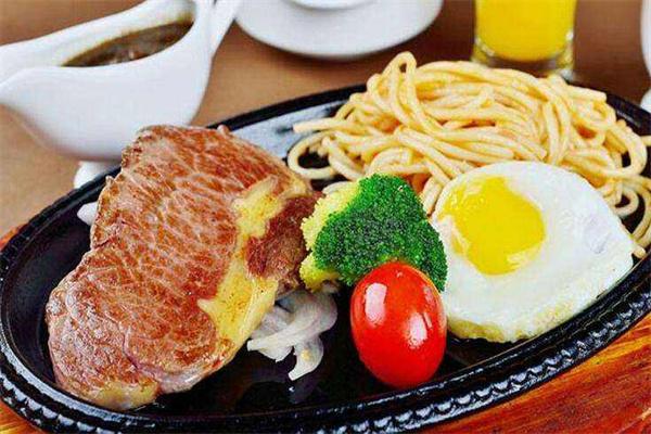 火奮奮街頭牛排