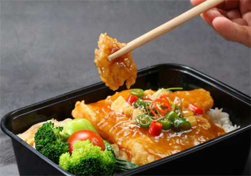 戀上魚的貓烤魚撈飯加盟