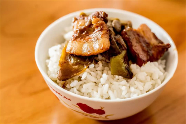 大米飯小燉肉加盟