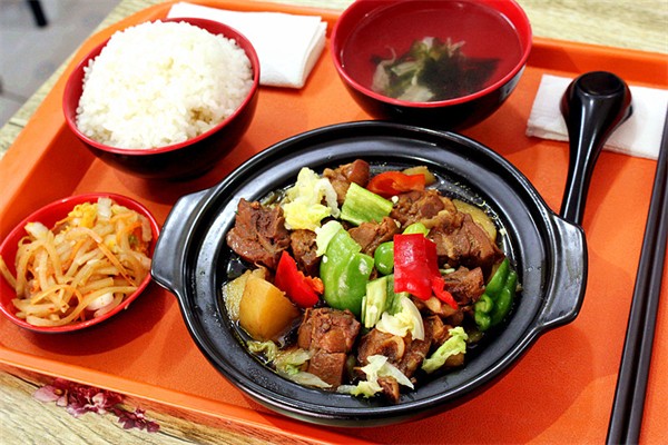 友一家雞米飯