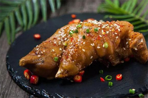 關(guān)羽碳烤豬蹄加盟