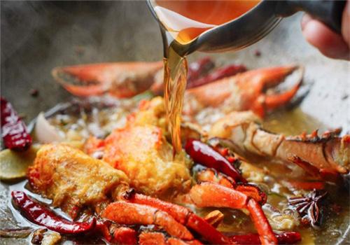 Crayfish小龍蝦肉蟹煲