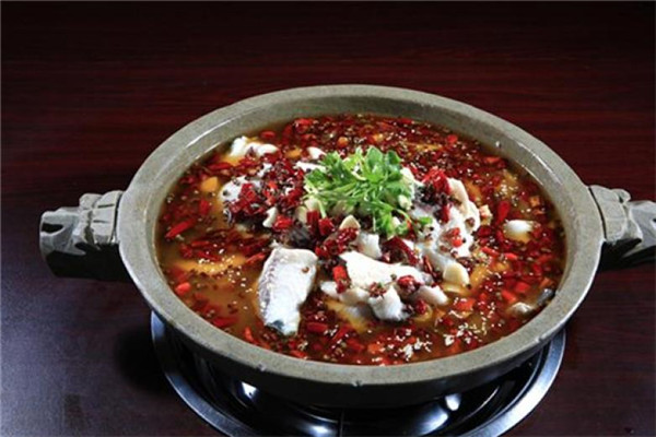 九尊石鍋魚(yú)