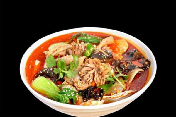 味匠骨湯麻辣燙加盟