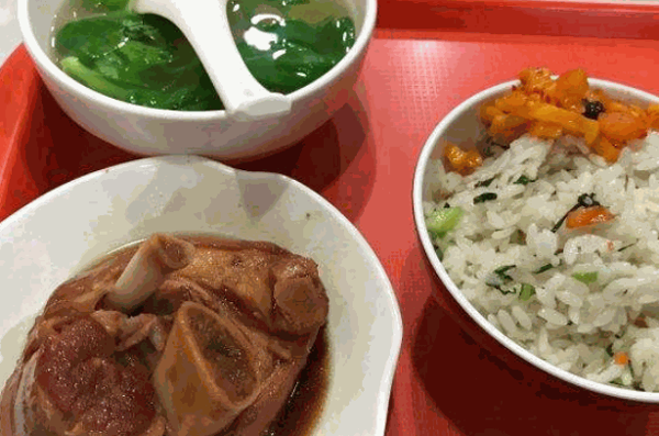 上海菜飯骨頭湯費(fèi)多少?