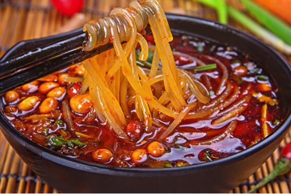 巴一絕酸辣粉加盟