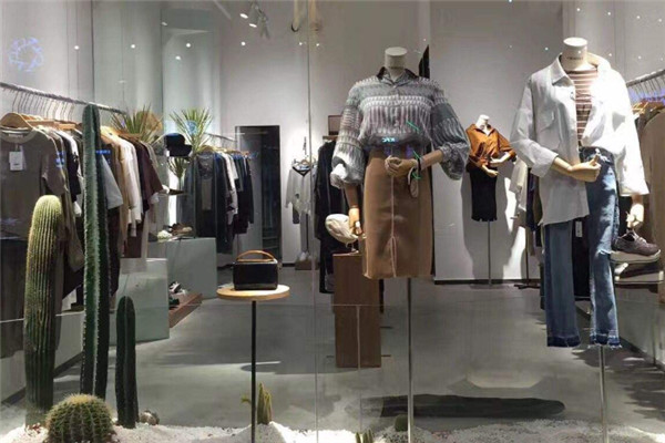 茜蔚服飾加盟