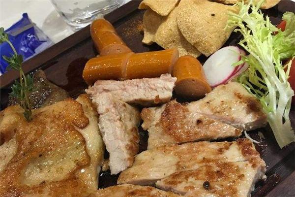 開心簡(jiǎn)餐廳加盟