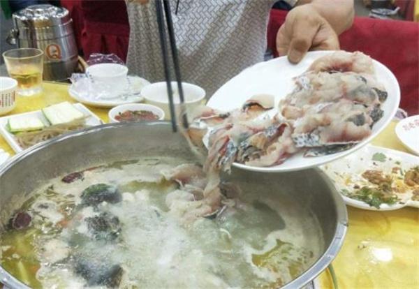 劉老實(shí)魚(yú)火鍋