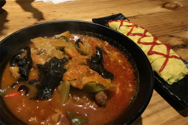 梁氏湯飯