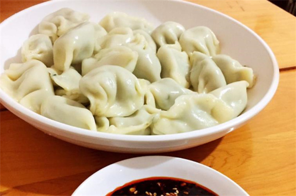 好婆婆餃子費(fèi)用高嗎？