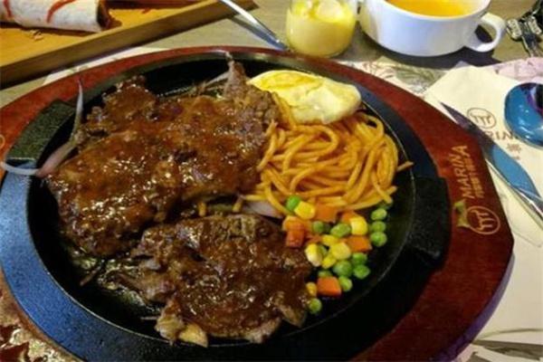 瑪黎娜牛排