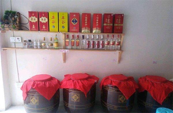 開賣散酒的店面能好嗎 散酒的收銀有多少？