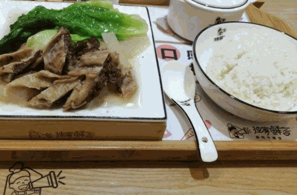 獨(dú)家鮮言牛腩飯