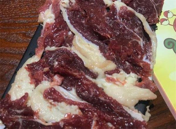 金牛潮汕鮮牛肉火鍋
