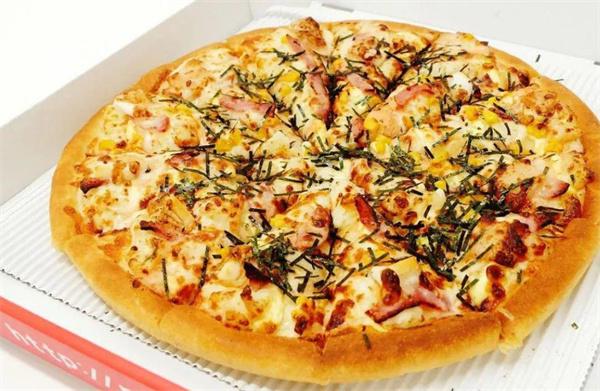 披薩店店需要多少錢？