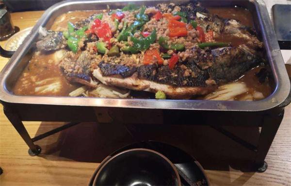 魚幫主烤魚坊