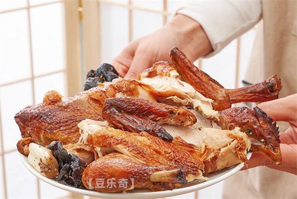 國梁烤雞