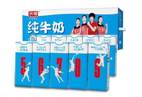 光明牛奶