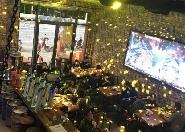 舞夜藍(lán)烤肉酒館