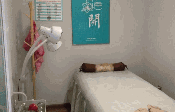 開一家毛掌門艾灸店如何掙錢？