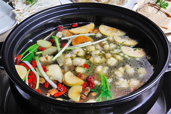 霸王刀叉牛肉湯鍋加盟