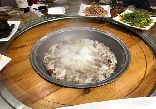 羊千戶(hù)鐵鍋烀羊肉加盟