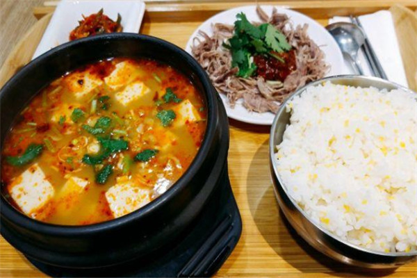 三合牛肉湯飯