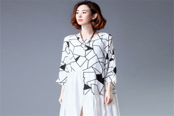 任然心動衣服