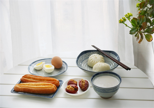 春泥早餐