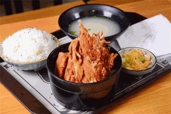 犟骨頭超級(jí)排骨飯