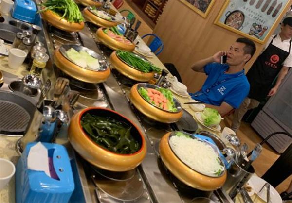 自助旋轉(zhuǎn)小火鍋怎么樣？