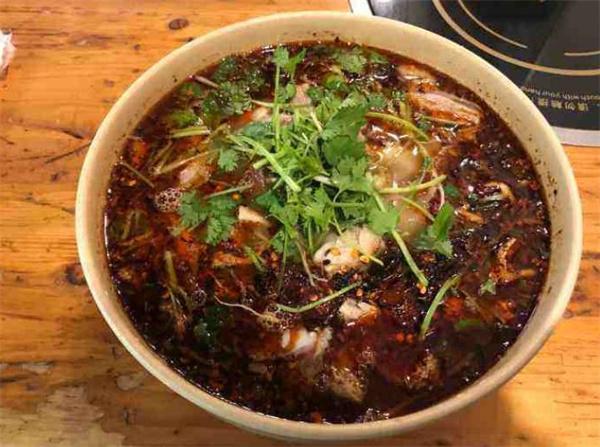嘗回頭羊肉粉