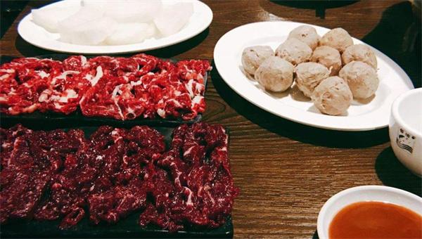 牛肉店大概需要多少錢？