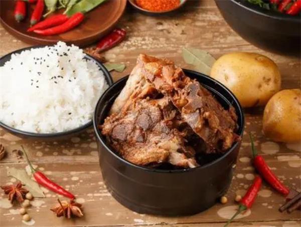 辣骨飯費(fèi)多少？