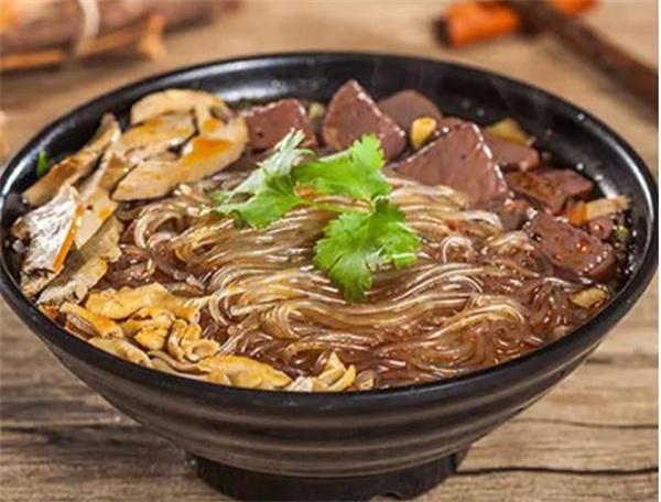 一家鴨血粉絲店要多少錢(qián)？