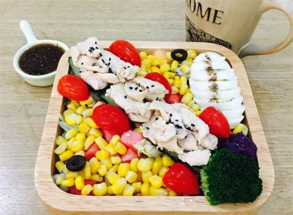 沙拉拉輕食費(fèi)多少？