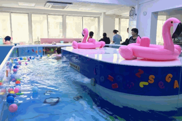 馬博士嬰兒游泳館