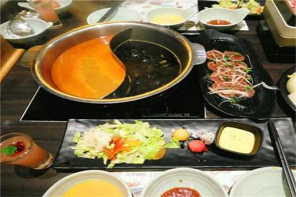 momo牧場(chǎng)火鍋