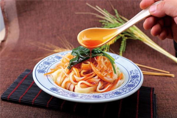 一棵樹(shù)涼皮加盟