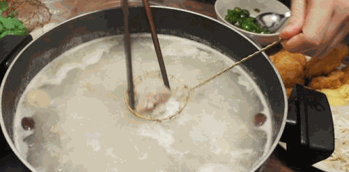 生蠔煲雞-