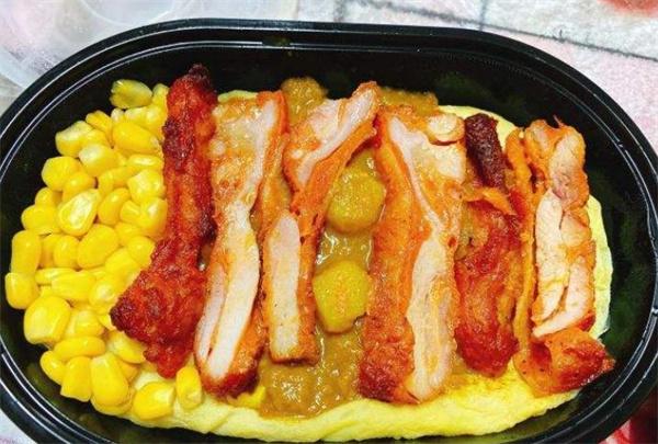 宇治蛋包飯?jiān)趺礃?全年無(wú)淡季瘋狂吸金！