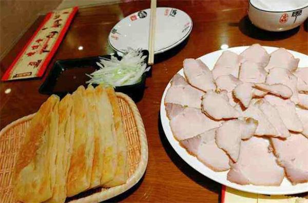 熏肉大餅肉夾饃