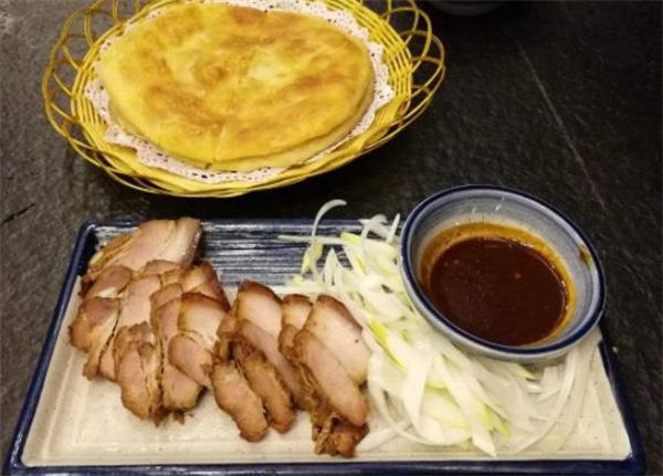 熏肉大餅肉夾饃
