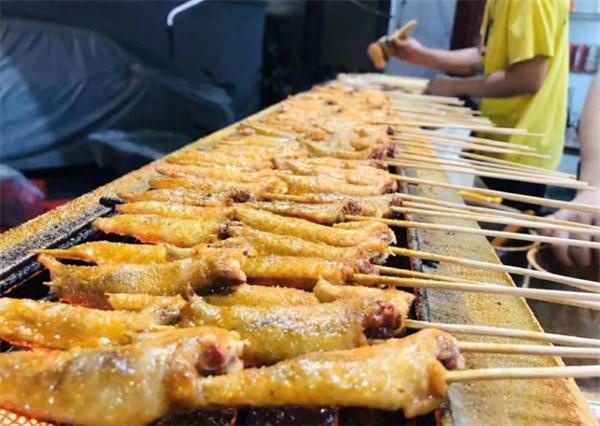 夜貓子小黃魚